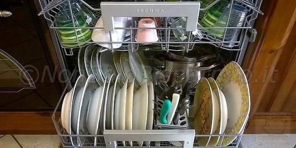 Come usare la lavastoviglie