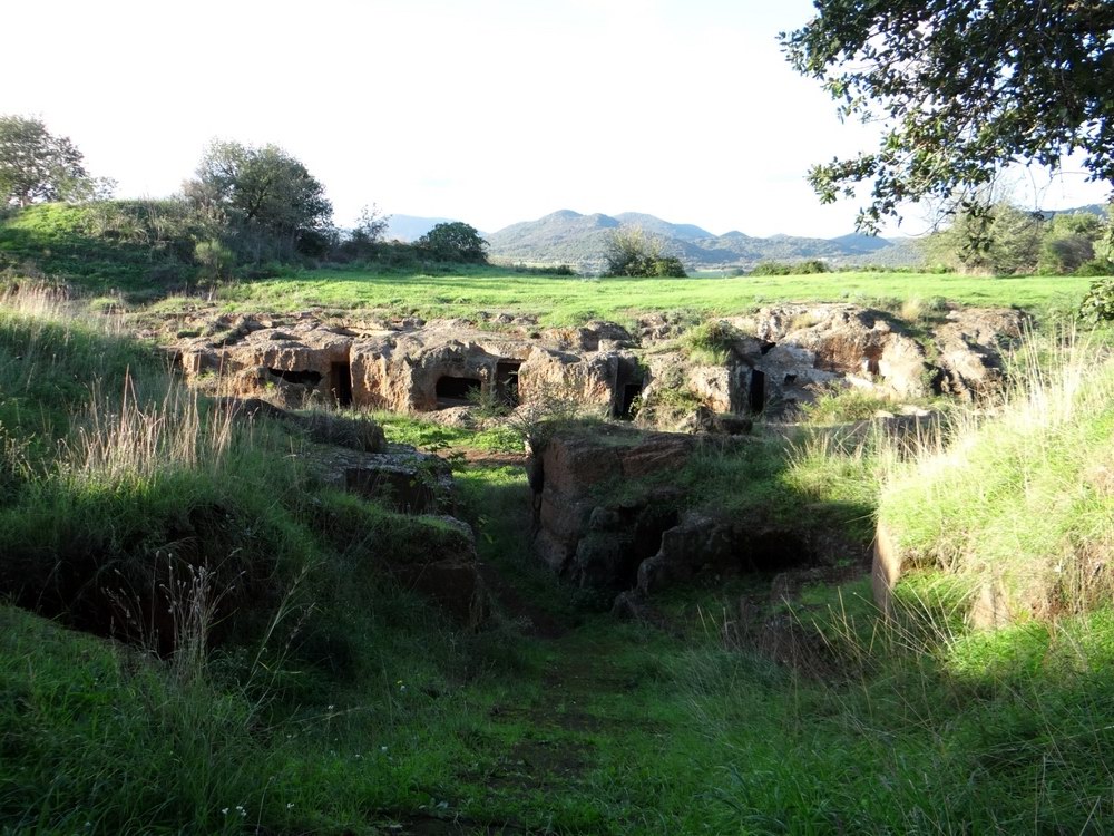 Necropoli della Banditaccia, area non tutelata dai Beni culturali (foto Giuseppe Zingone - Itinerario di Viaggio)