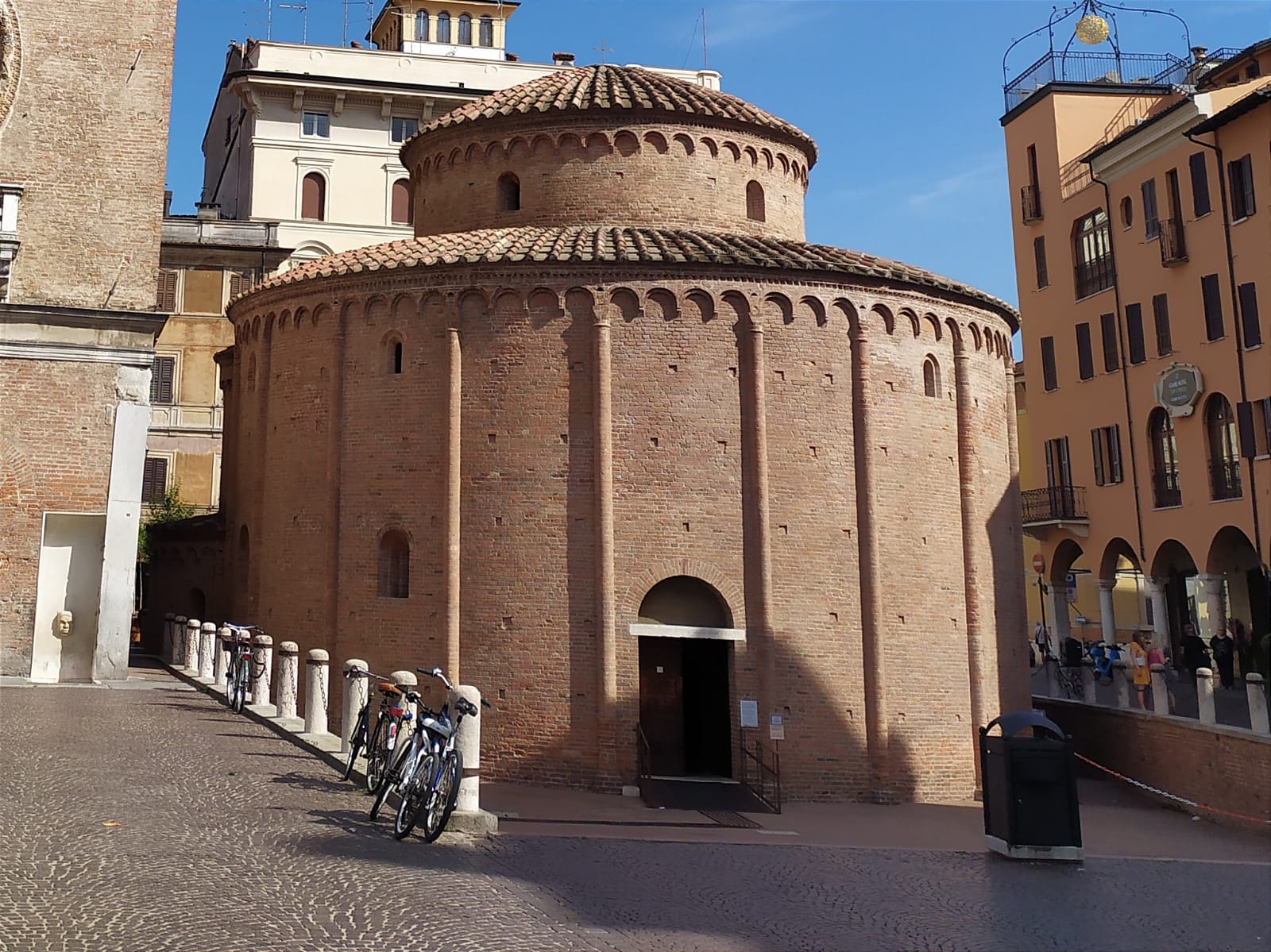 Rotonda di San Lorenzo (foto Maurizio Cuomo)