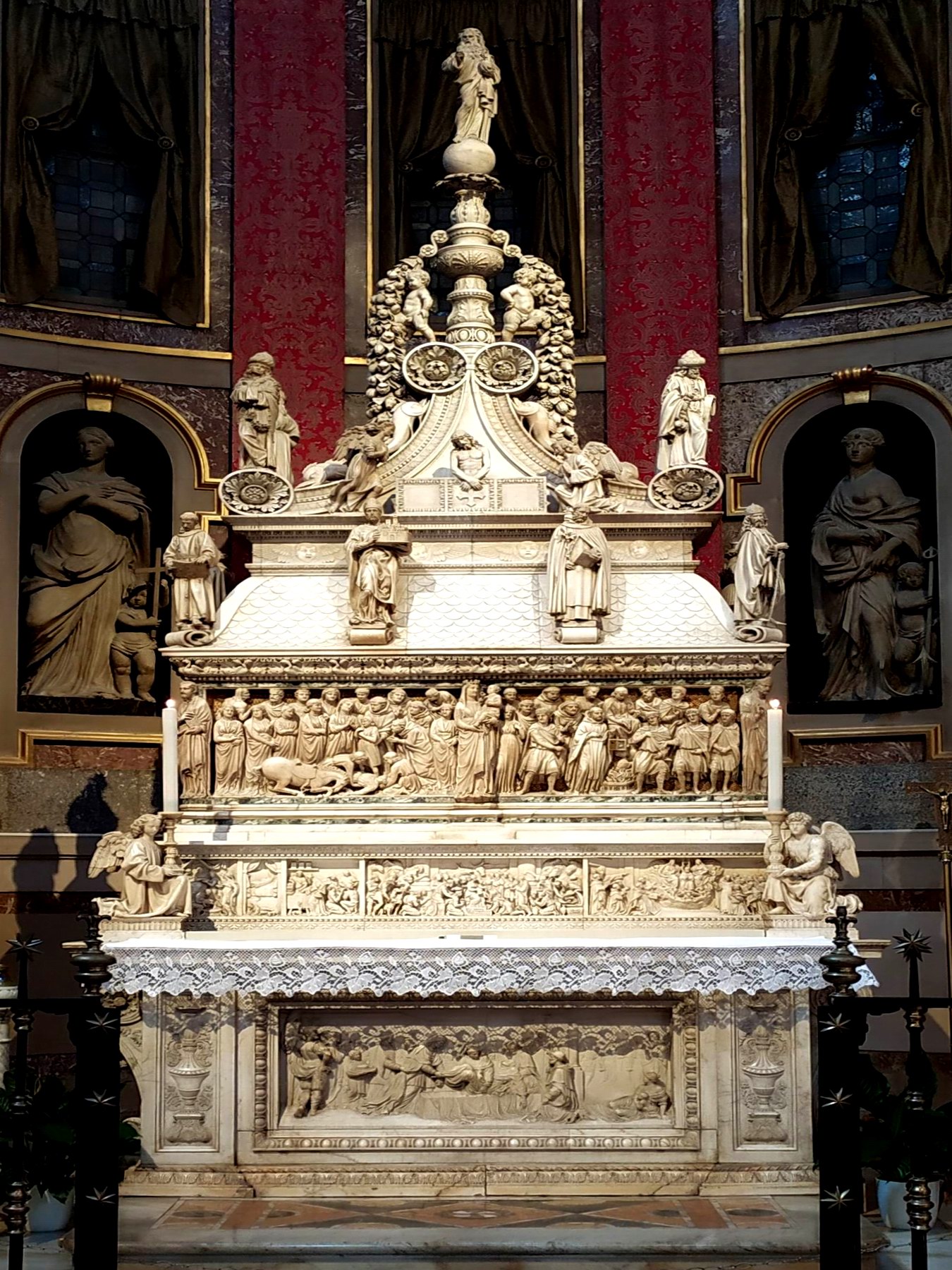 Arca di San Domenico (foto Maurizio Cuomo)