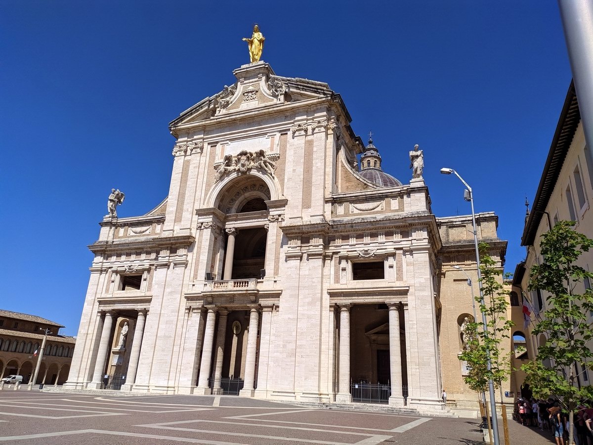 Basilica di Santa Maria degli Angeli (foto M. Cuomo)