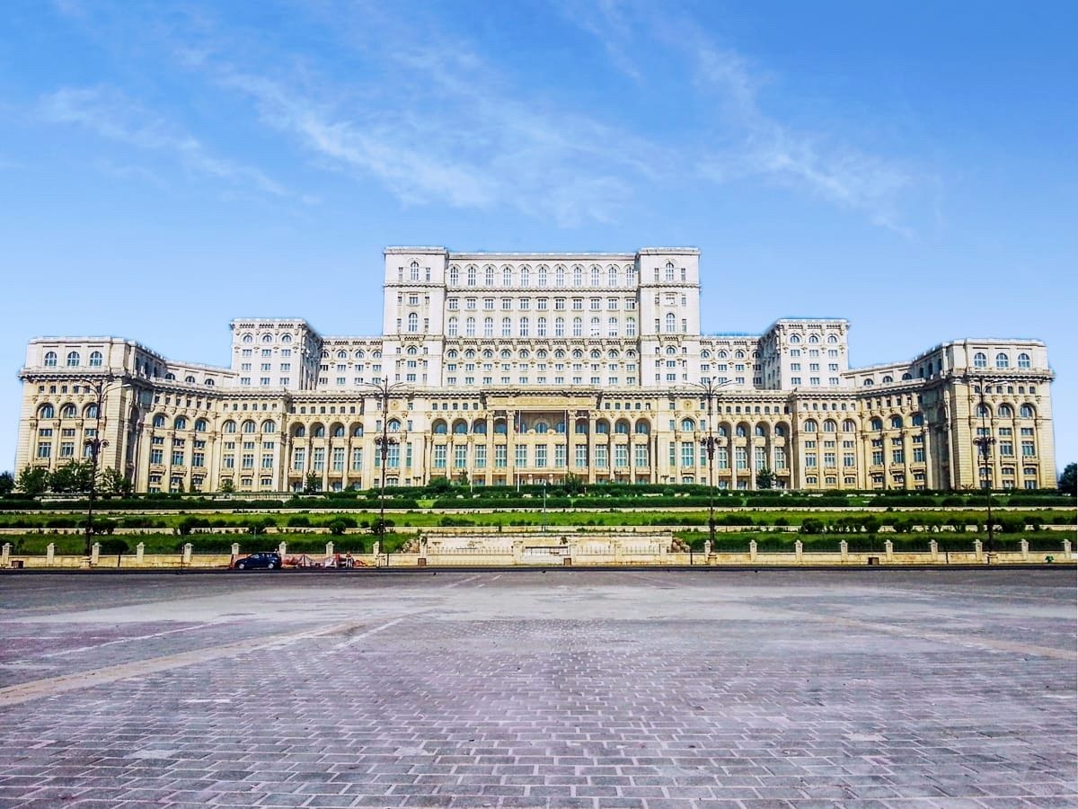Cosa vedere a Bucarest - Il Palazzo del Parlamento