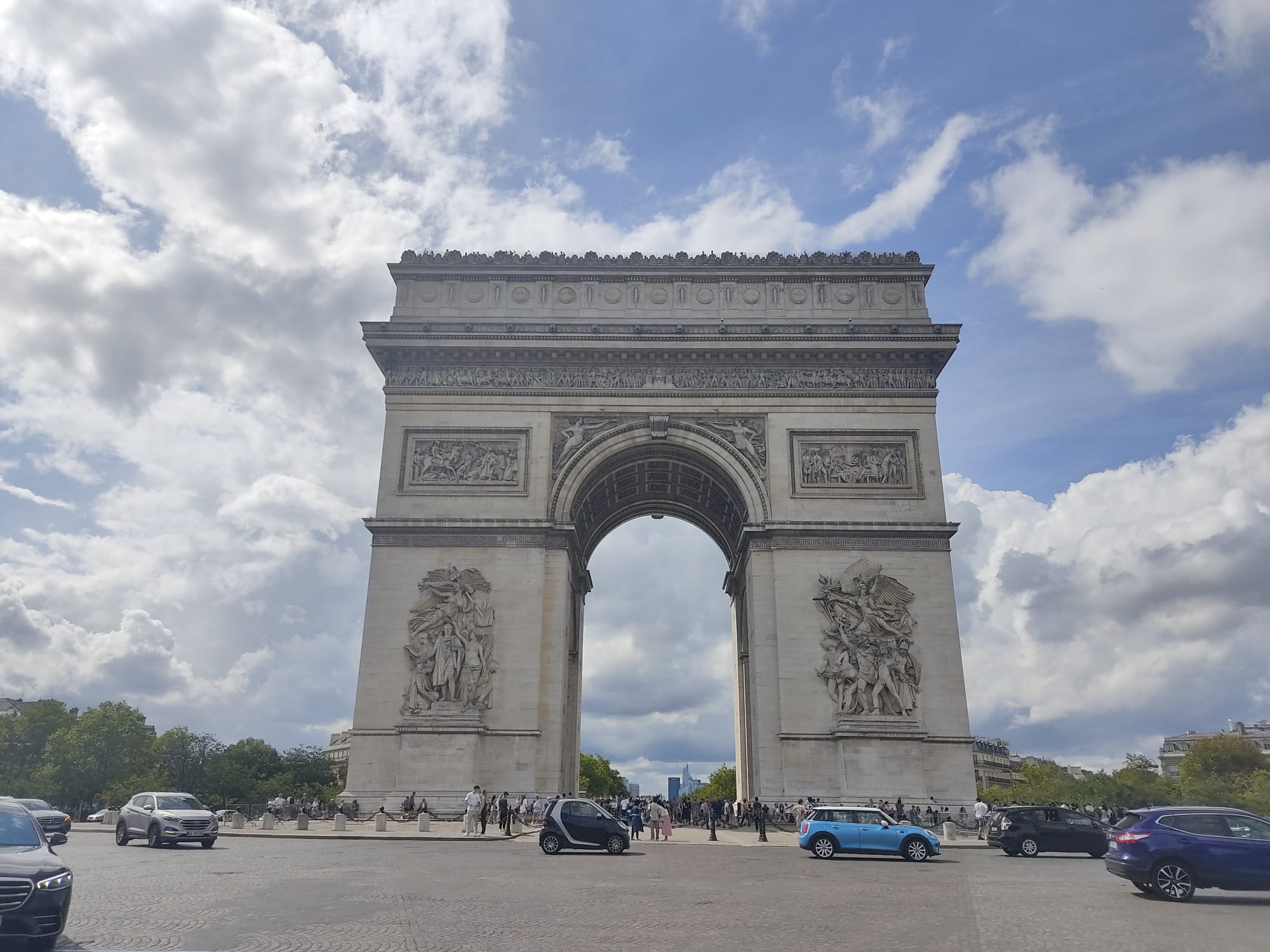 Cosa vedere a Parigi - Arco di Trionfo (foto D. Cuomo - NonSoloRisparmio)